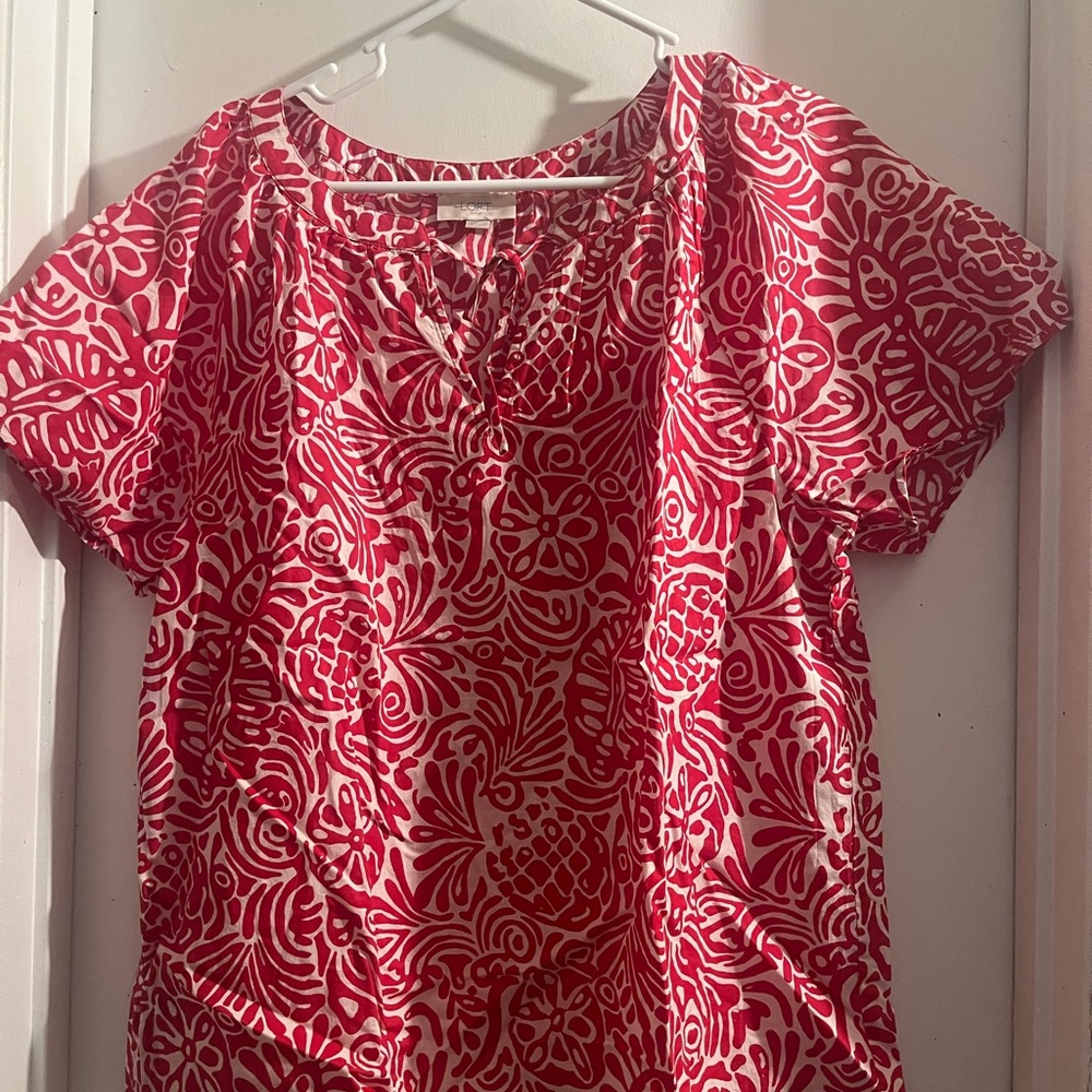Women's Cotton Red and White Pattern Top